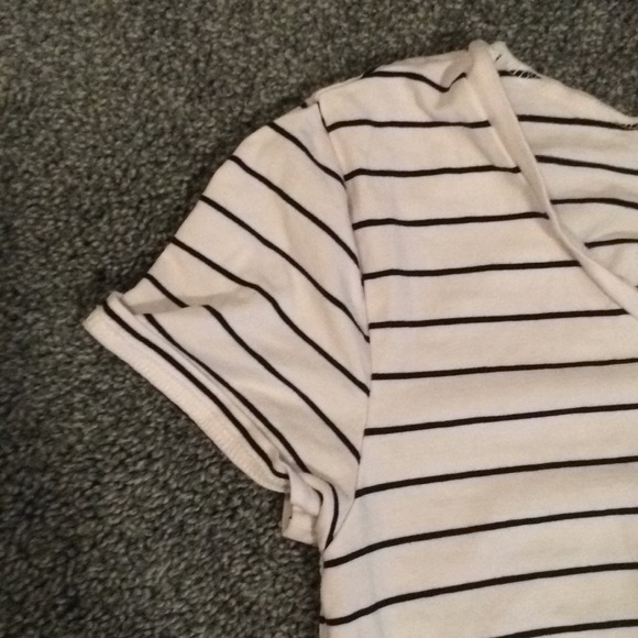 Black and white stripped shirt - Picture 2 of 3